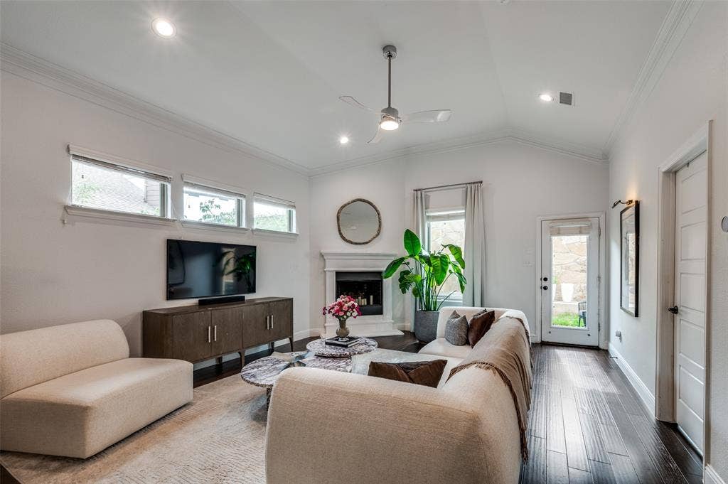 7213 W Nirvana Circle, North Richland Hills, TX 76182 7213 W Nirvana Circle, North Richland Hills, TX 76182