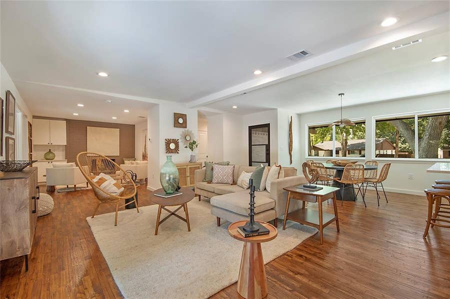 Property photo for 2525 Springhill Drive, Dallas, TX