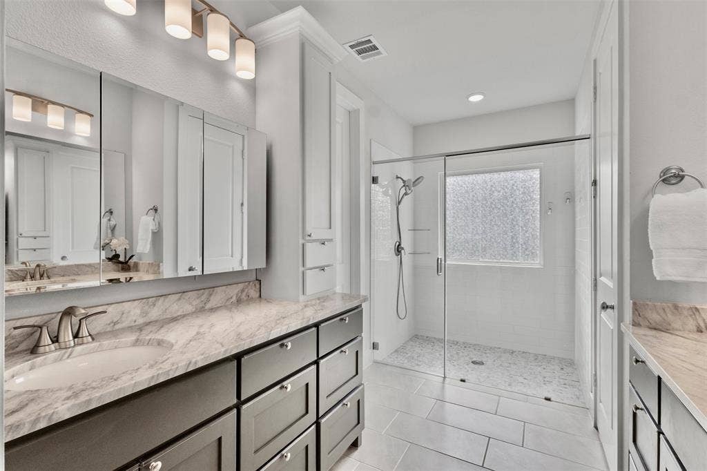 3905 Henley Lane, Garland, TX 75043 Primary Bathroom-Added Cabinets