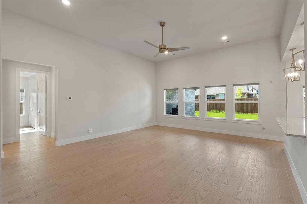 3905 Henley Lane, Garland, TX 75043 3905 Henley Lane, Garland, TX 75043