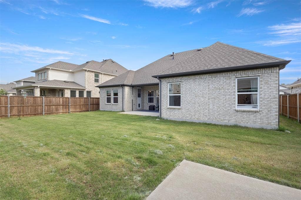 3905 Henley Lane, Garland, TX 75043 3905 Henley Lane, Garland, TX 75043
