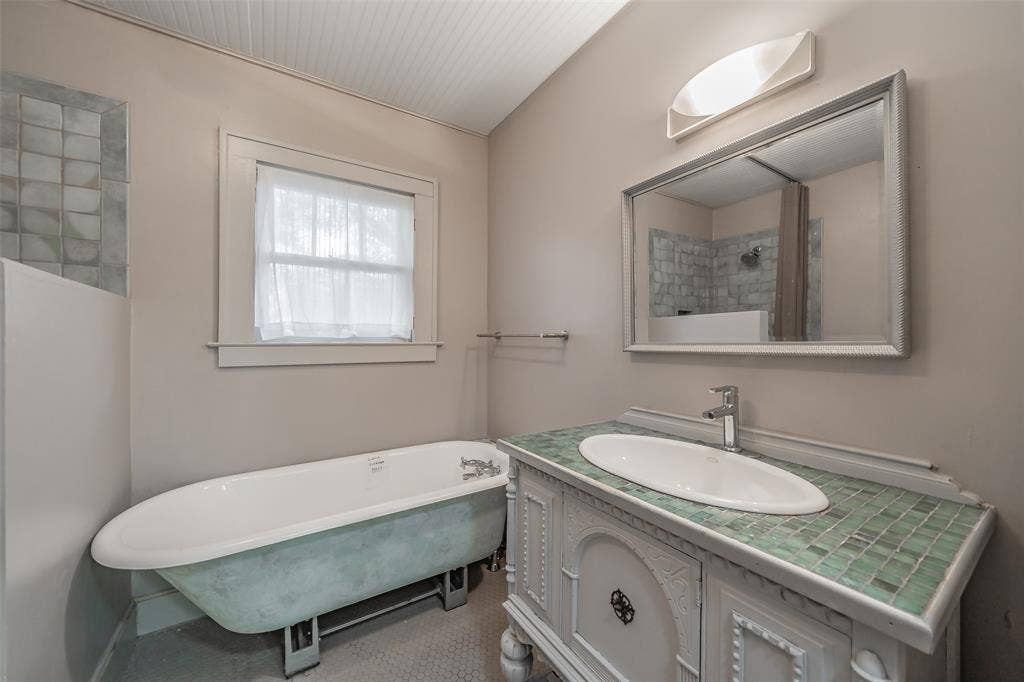 1411 Rosemon Avenue, Carrollton, TX 75006 1411 Rosemon Avenue, Carrollton, TX 75006