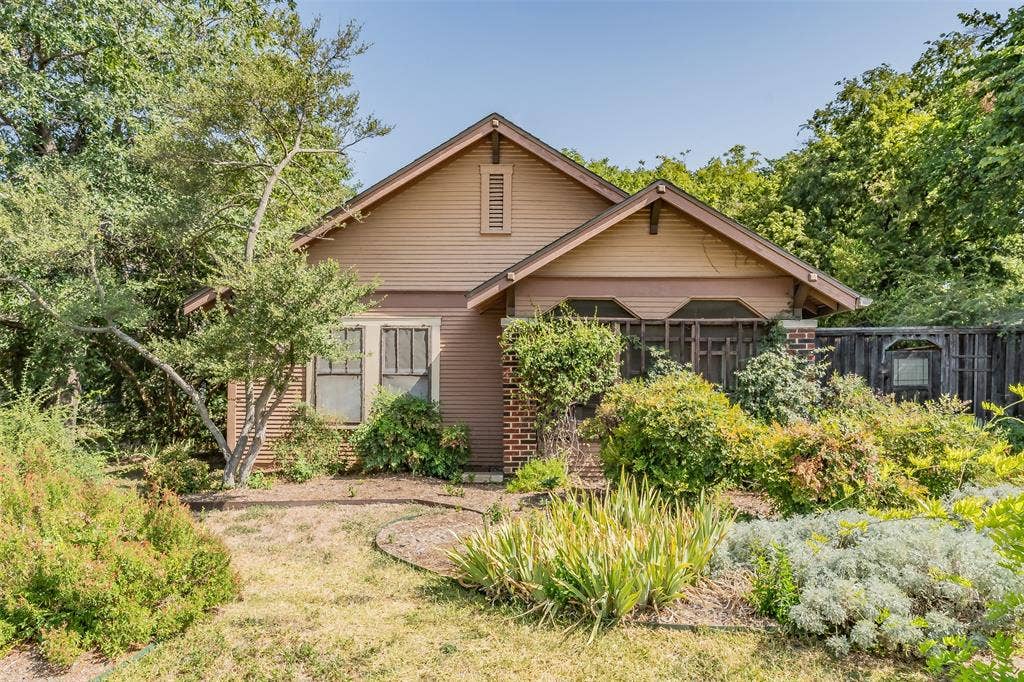 1411 Rosemon Avenue, Carrollton, TX 75006 1411 Rosemon Avenue, Carrollton, TX 75006