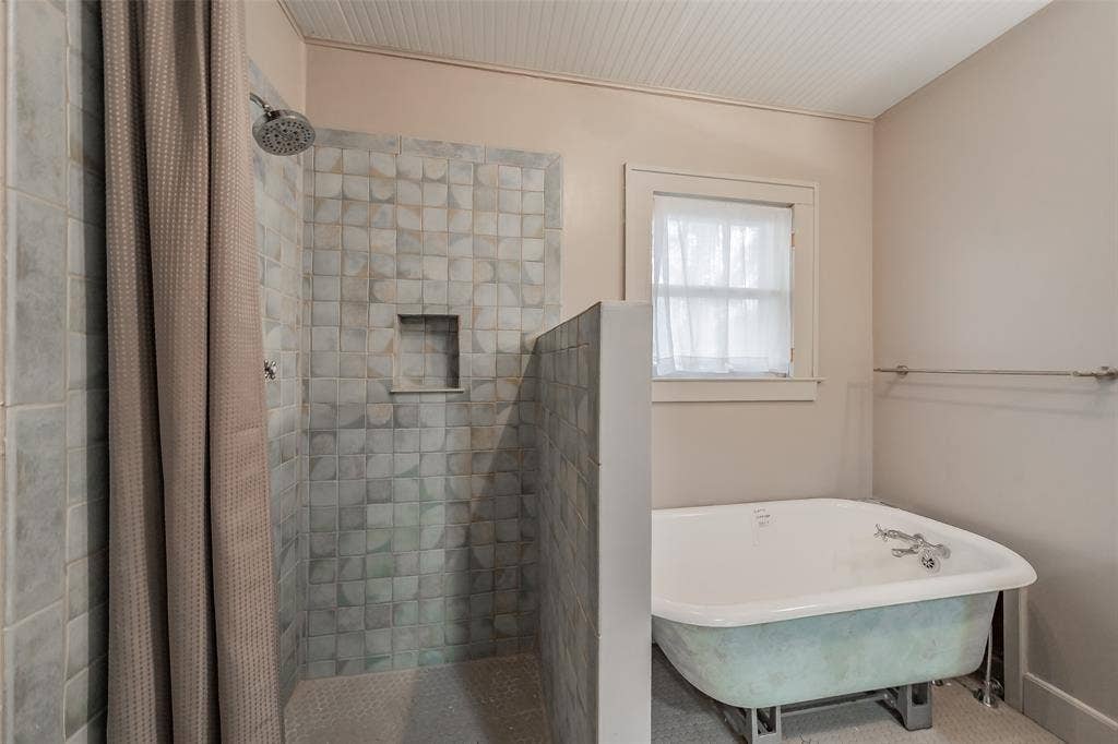 1411 Rosemon Avenue, Carrollton, TX 75006 1411 Rosemon Avenue, Carrollton, TX 75006