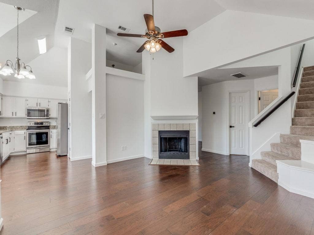 6841 Bellehaven Drive, Plano, TX 75023 6841 Bellehaven Drive, Plano, TX 75023