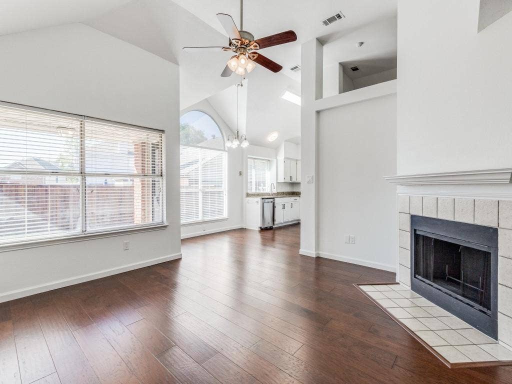 6841 Bellehaven Drive, Plano, TX 75023 6841 Bellehaven Drive, Plano, TX 75023