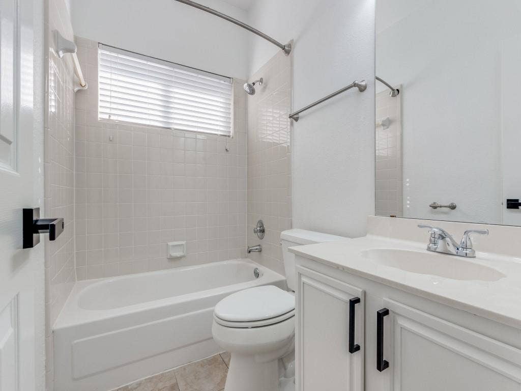 6841 Bellehaven Drive, Plano, TX 75023 6841 Bellehaven Drive, Plano, TX 75023