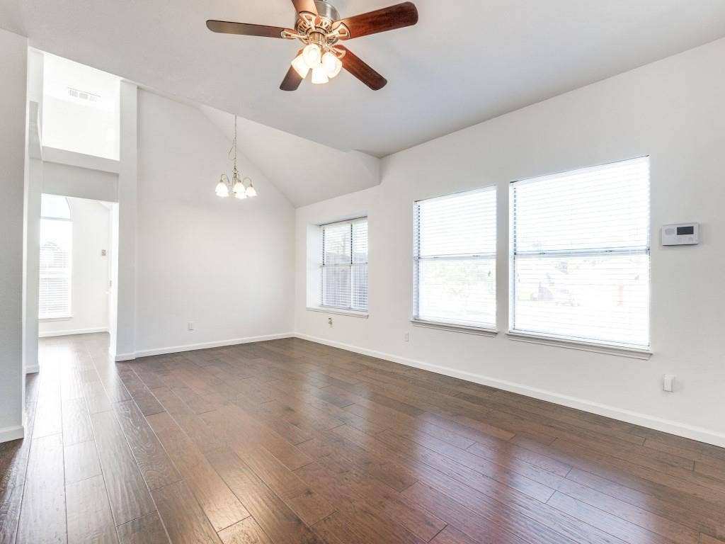 6841 Bellehaven Drive, Plano, TX 75023 6841 Bellehaven Drive, Plano, TX 75023