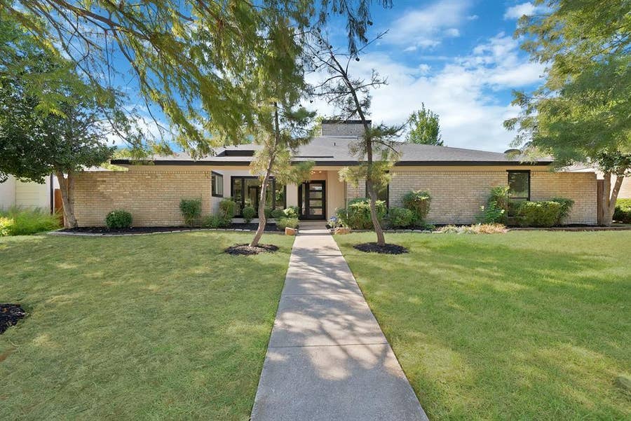 Property photo for 413 Campbell Court, Richardson, TX