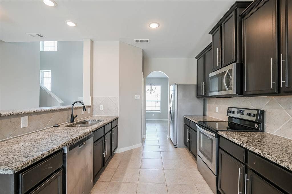 710 Shady Meadow Lane, Glenn Heights, TX 75154 710 Shady Meadow Lane, Glenn Heights, TX 75154