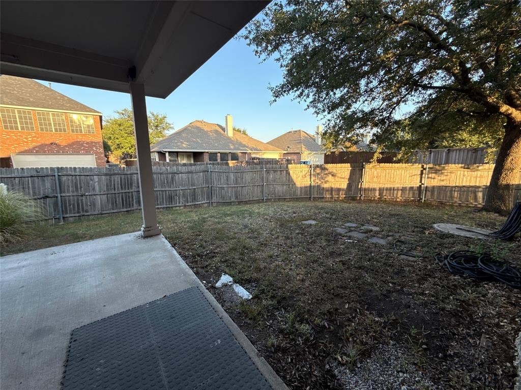 8014 Wilmington Drive, Rowlett, TX 75089 8014 Wilmington Drive, Rowlett, TX 75089