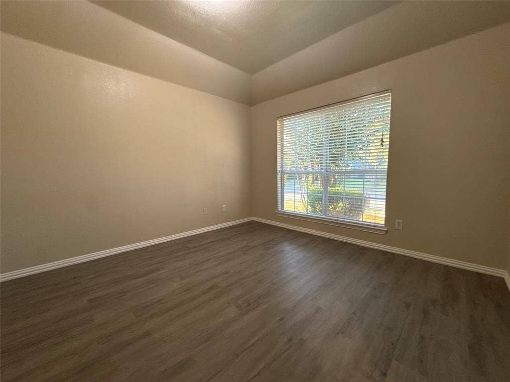 8014 Wilmington Drive, Rowlett, TX 75089 8014 Wilmington Drive, Rowlett, TX 75089
