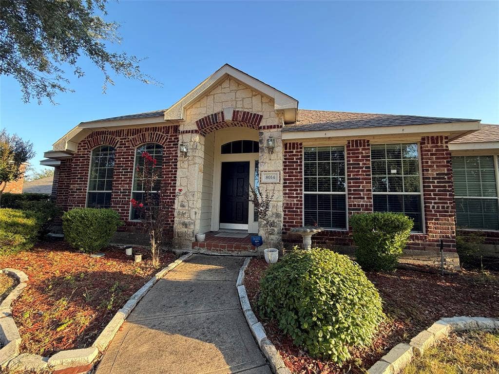 8014 Wilmington Drive, Rowlett, TX 75089 8014 Wilmington Drive, Rowlett, TX 75089