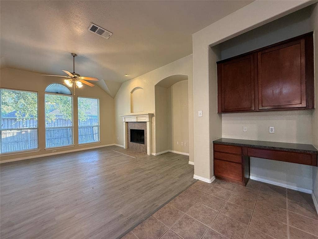 8014 Wilmington Drive, Rowlett, TX 75089 8014 Wilmington Drive, Rowlett, TX 75089