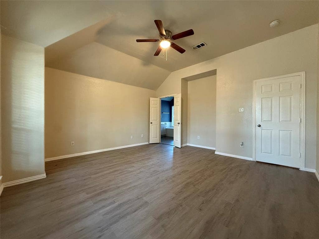8014 Wilmington Drive, Rowlett, TX 75089 8014 Wilmington Drive, Rowlett, TX 75089