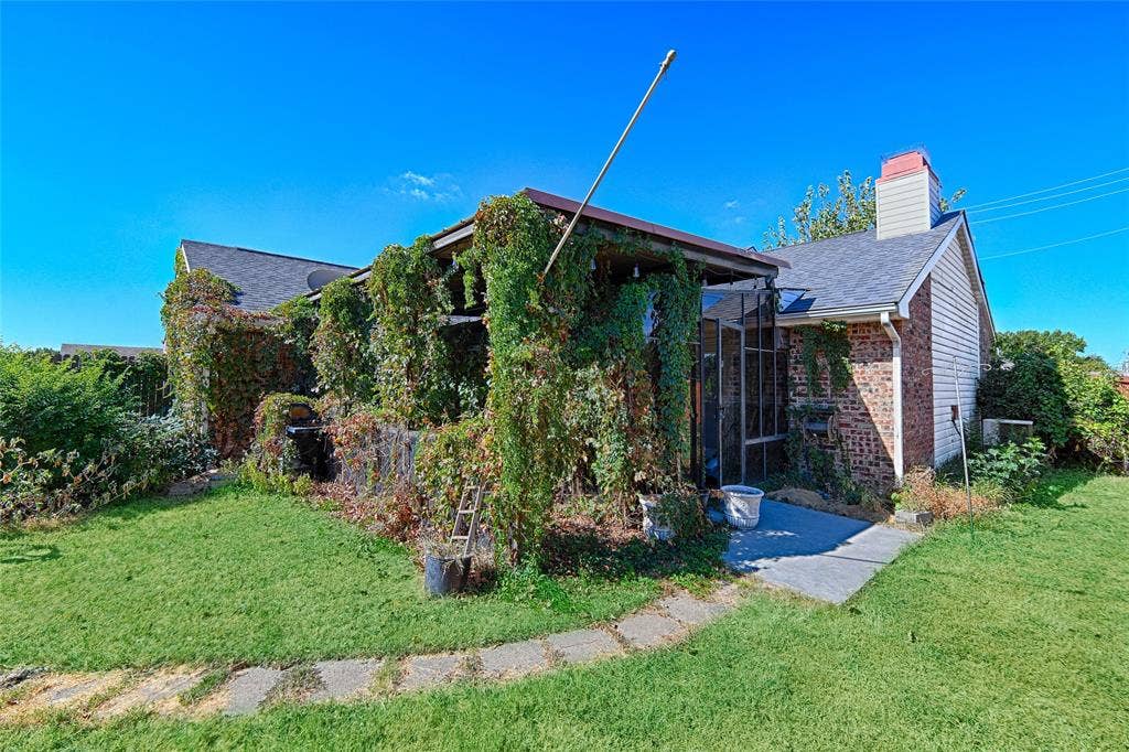 7920 Iola Drive, Plano, TX 75025 7920 Iola Drive, Plano, TX 75025