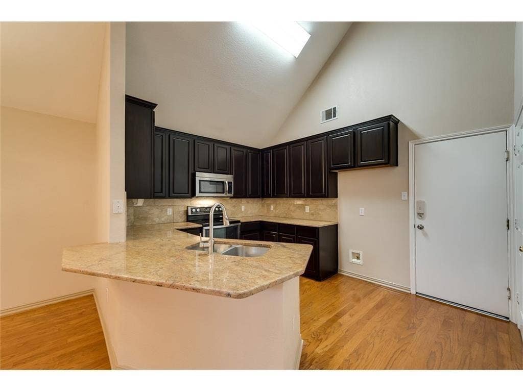 3032 Sawtooth Drive, Plano, TX 75025 3032 Sawtooth Drive, Plano, TX 75025