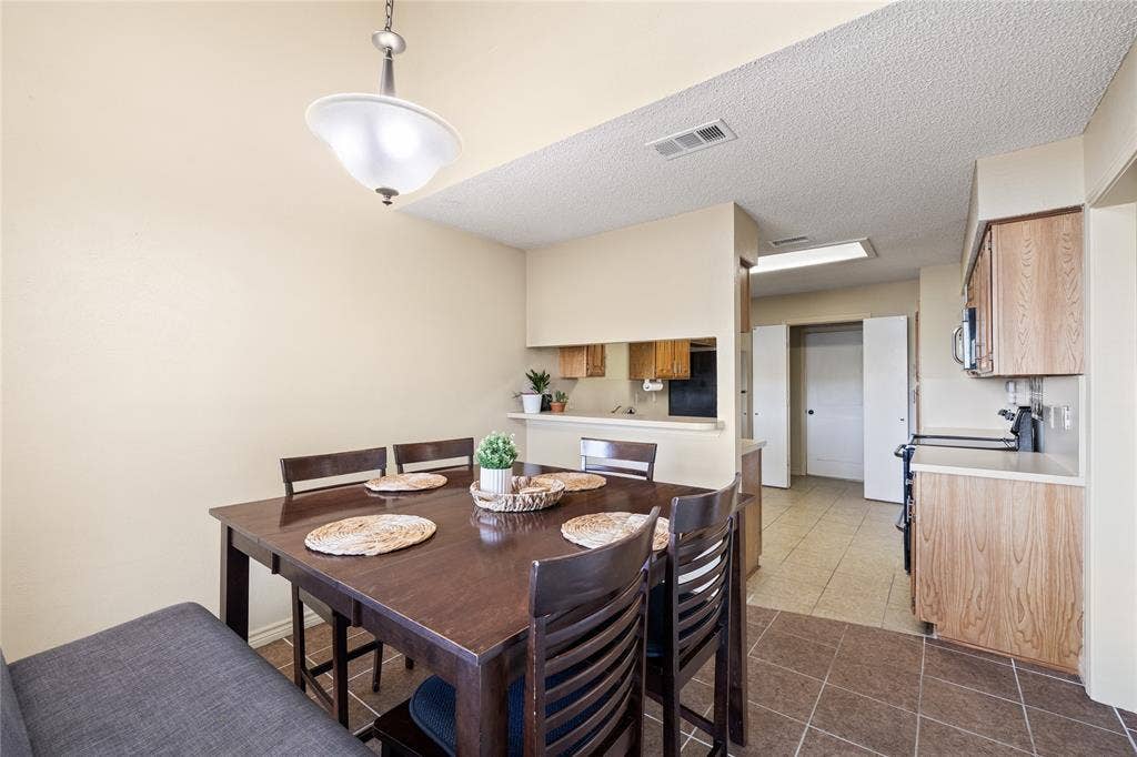 853 Via Madonna, Mesquite, TX 75150