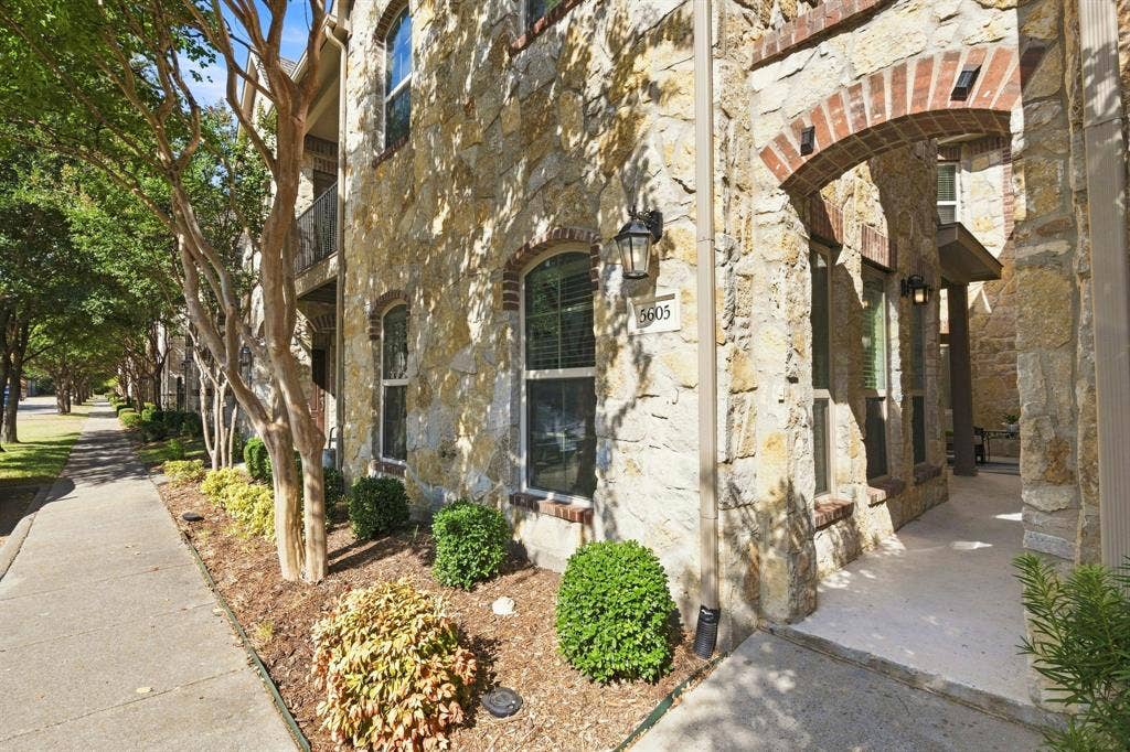 5605 Cojimar Drive, McKinney, TX 75070 5605 Cojimar Drive, McKinney, TX 75070