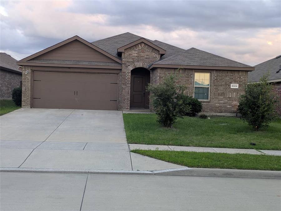 Property photo for 2124 Tulipwood Drive, Royse City, TX