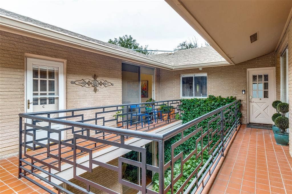 6328 Bandera Avenue, #C, Dallas, TX 75225 6328 Bandera Avenue, #C, Dallas, TX 75225