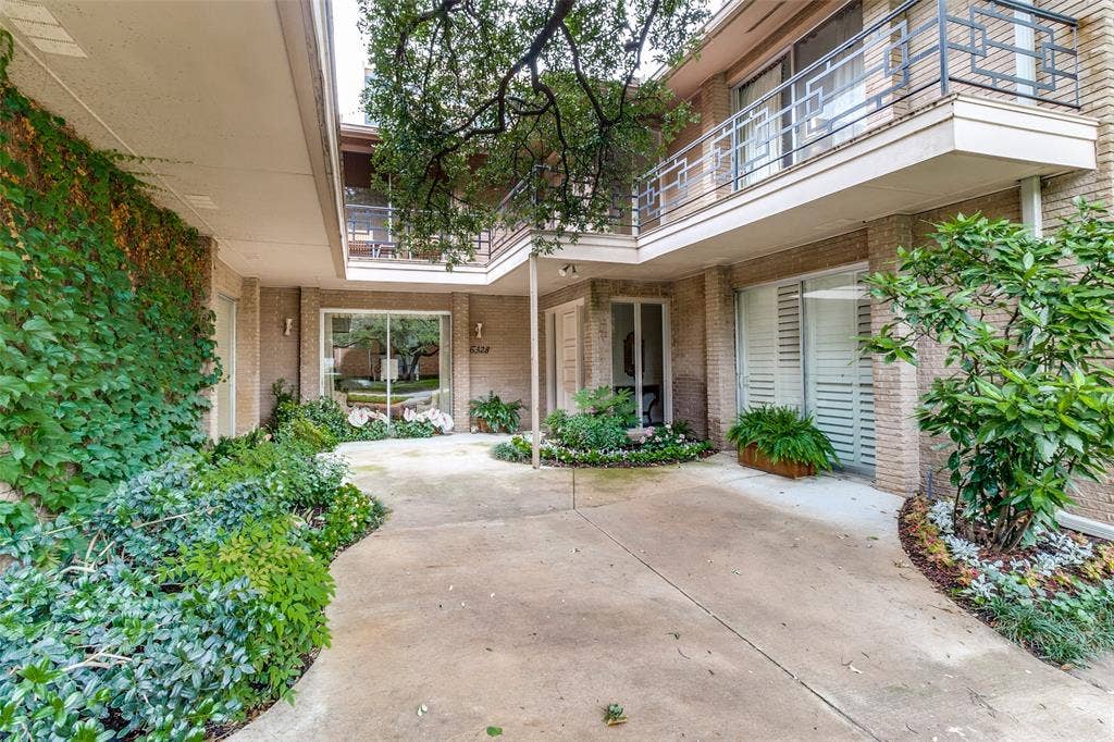 6328 Bandera Avenue, #C, Dallas, TX 75225 6328 Bandera Avenue, #C, Dallas, TX 75225