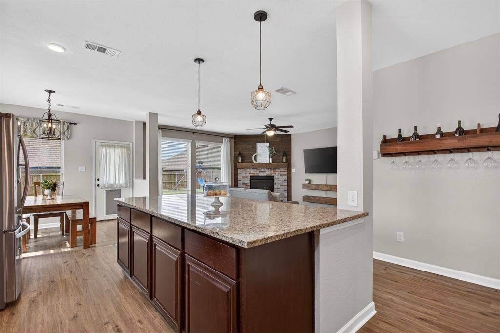 1637 Pike Drive, Forney, TX 75126 1637 Pike Drive, Forney, TX 75126
