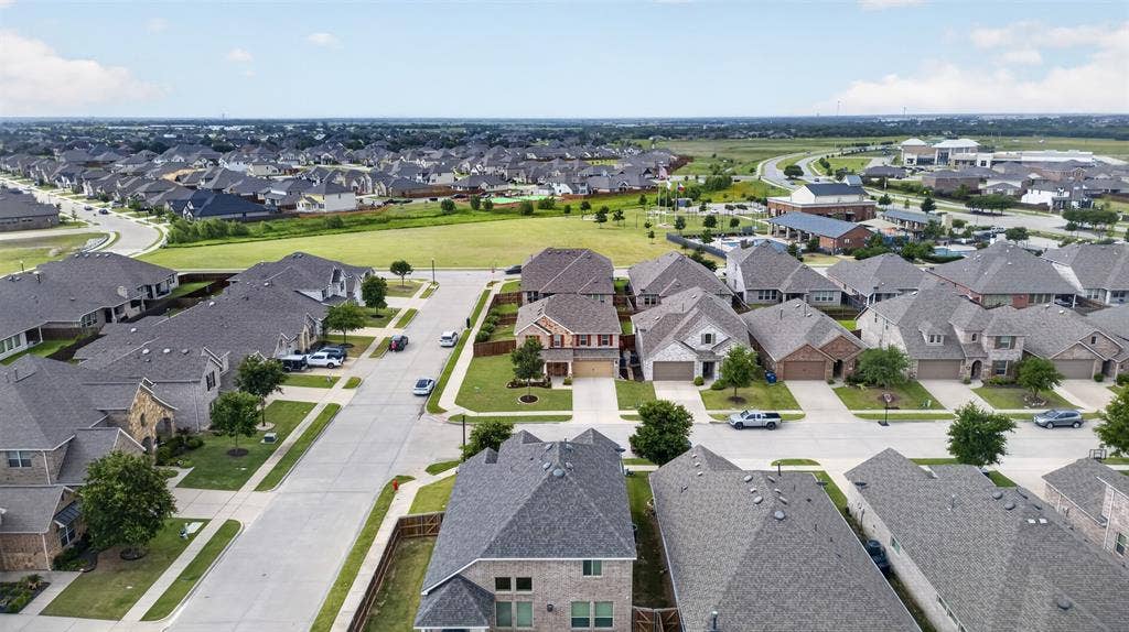 1637 Pike Drive, Forney, TX 75126 1637 Pike Drive, Forney, TX 75126