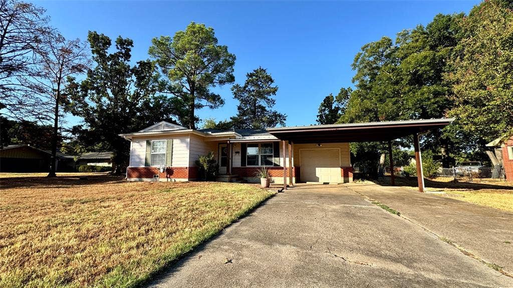 205 Davidson Drive, Terrell, TX 75160 205 Davidson Drive, Terrell, TX 75160