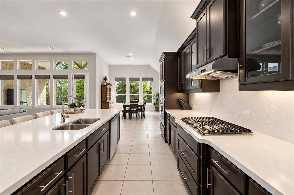 7320 River Park Drive, McKinney, TX 75071 7320 River Park Drive, McKinney, TX 75071