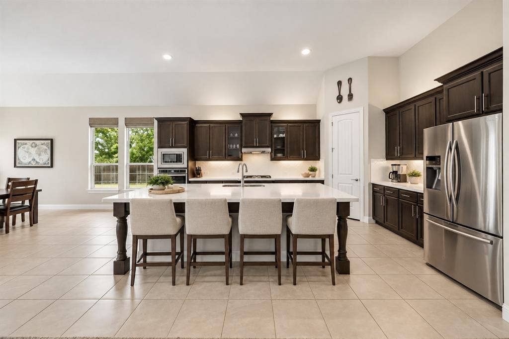 7320 River Park Drive, McKinney, TX 75071 Virtually staged bar stools