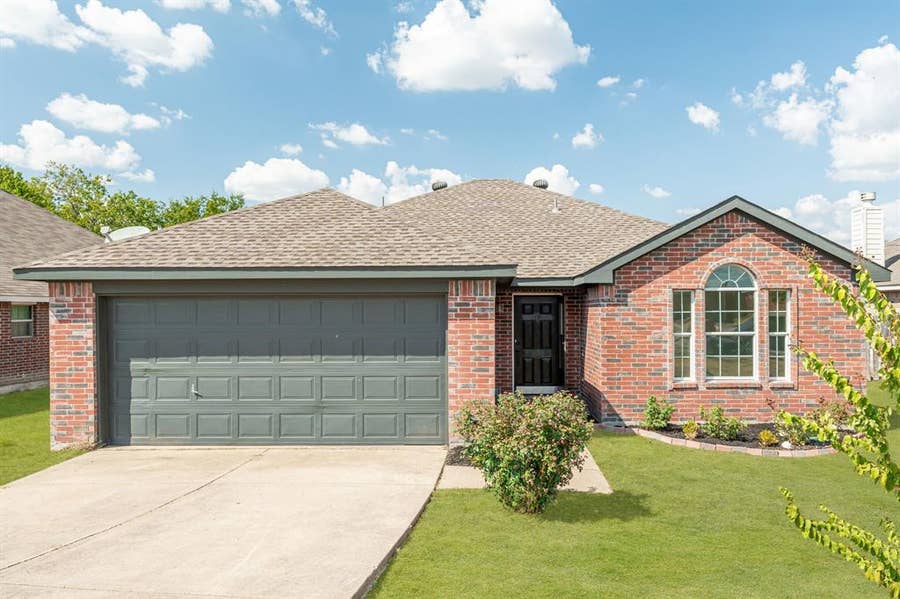 Property photo for 412 Harvard Drive, Princeton, TX