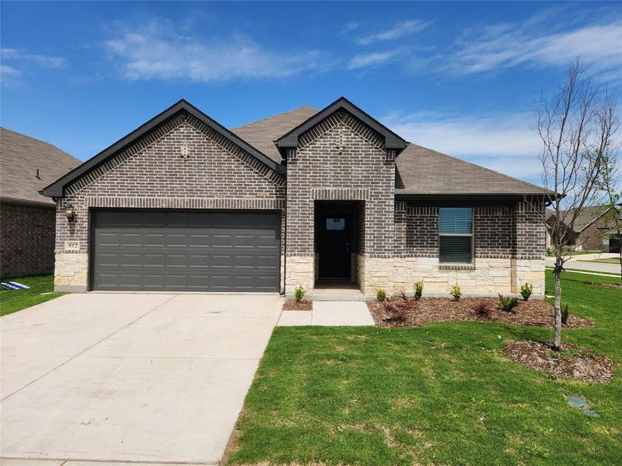 Property photo for 812 Martell Road, Lowry Crossing, TX