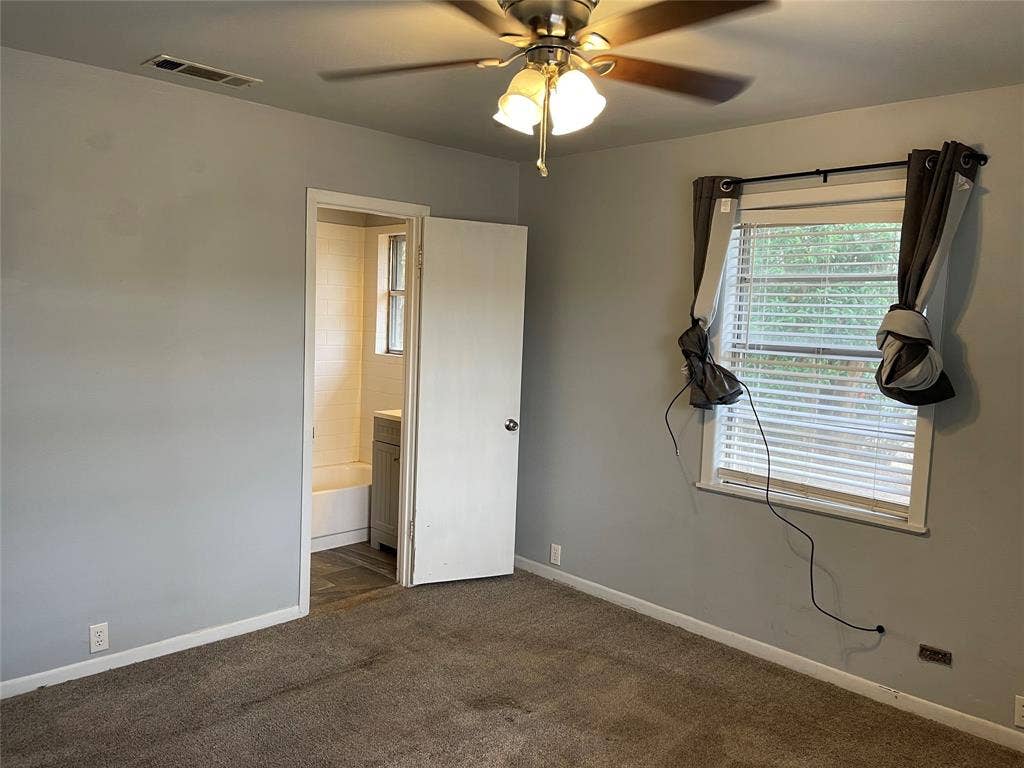 1105 S Palestine Street, Athens, TX 75751 1105 S Palestine Street, Athens, TX 75751