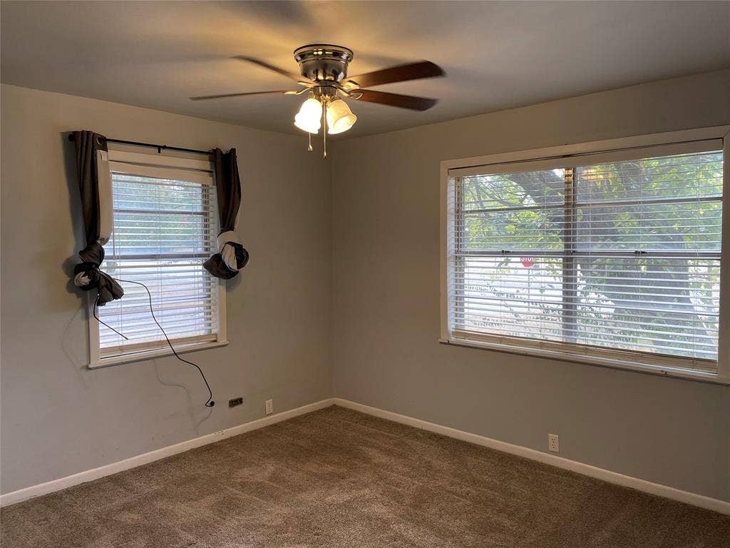 1105 S Palestine Street, Athens, TX 75751 1105 S Palestine Street, Athens, TX 75751