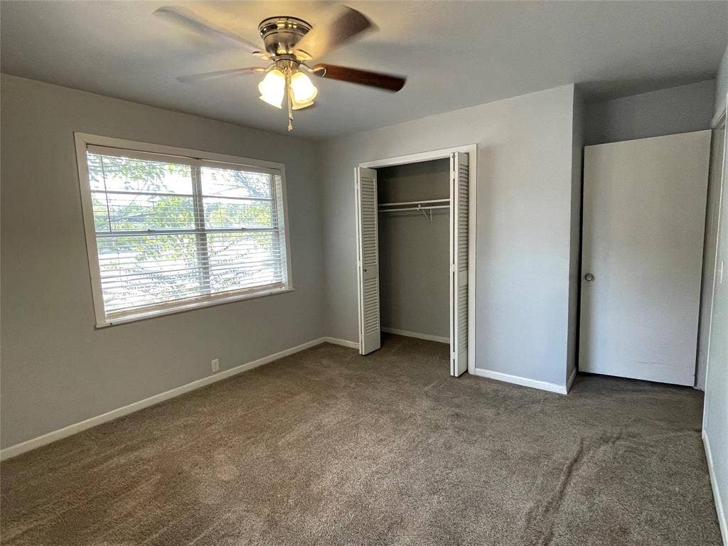 1105 S Palestine Street, Athens, TX 75751 1105 S Palestine Street, Athens, TX 75751