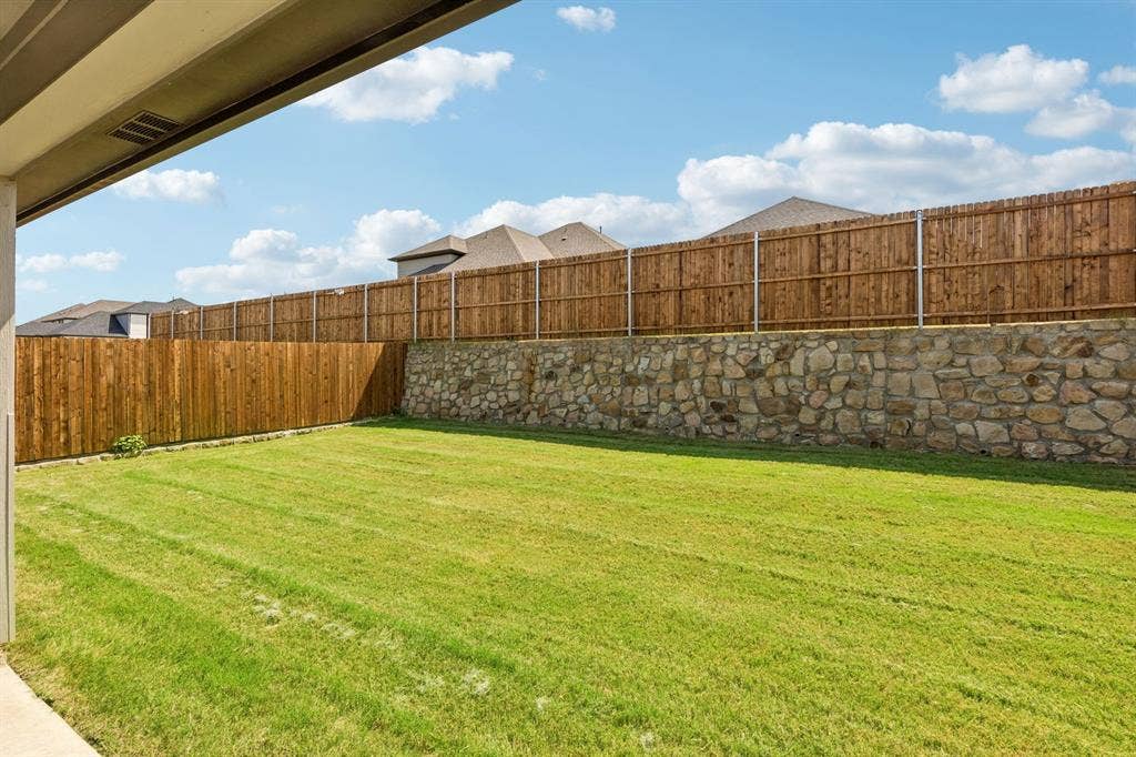 1116 Del Rio Drive, Lavon, TX 75166 Representative Image - Exterior - C