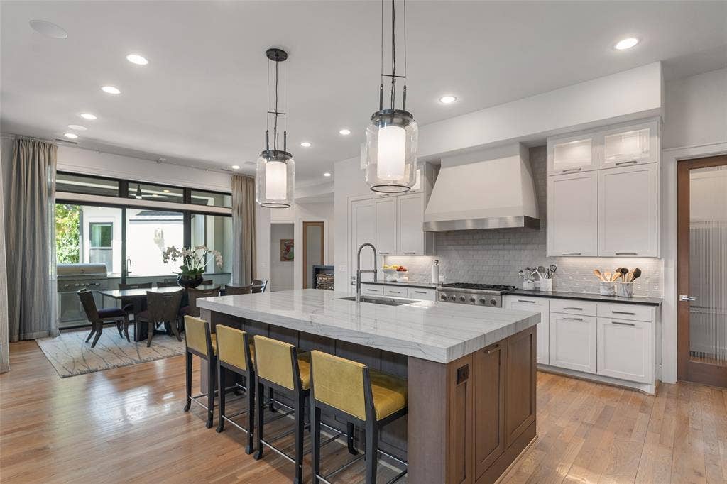 11011 Jamestown Road, Dallas, TX 75230 11011 Jamestown Road, Dallas, TX 75230