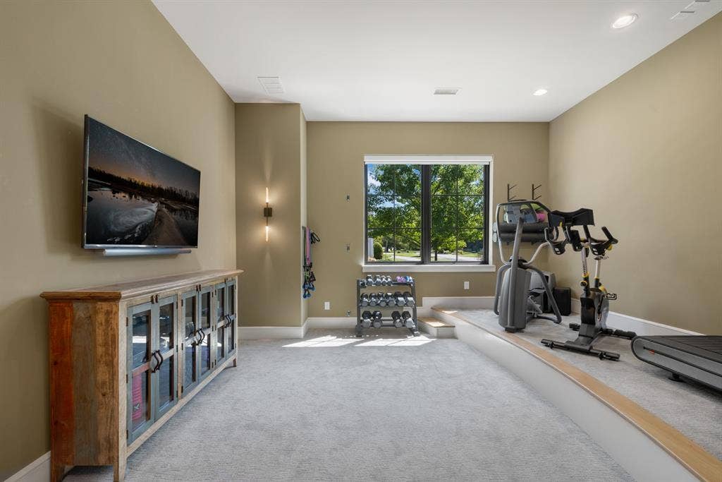 11011 Jamestown Road, Dallas, TX 75230 11011 Jamestown Road, Dallas, TX 75230
