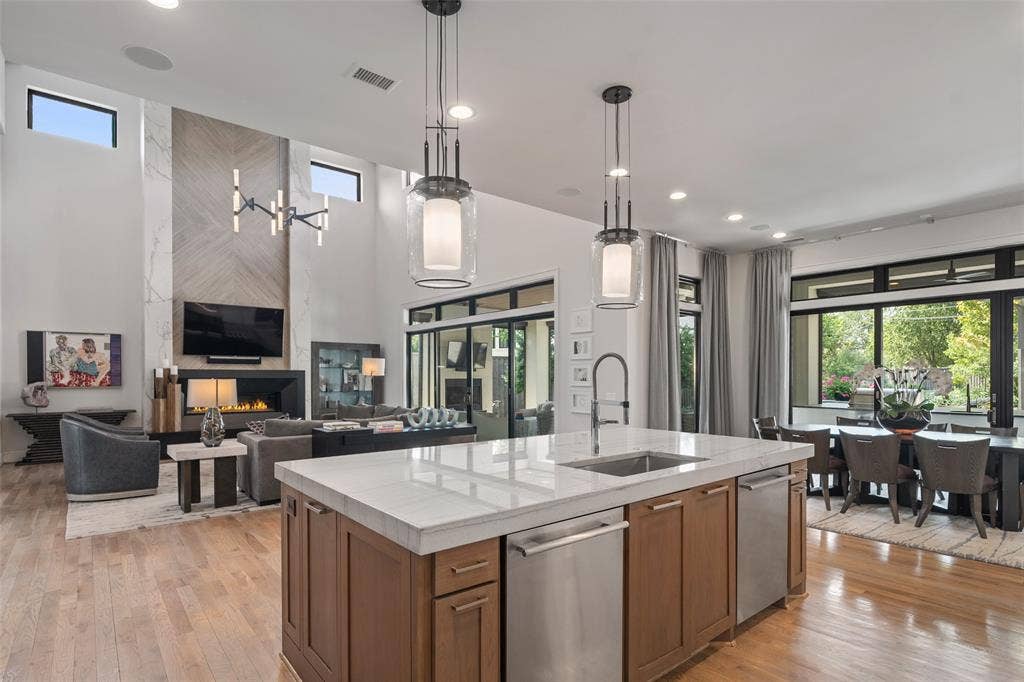 11011 Jamestown Road, Dallas, TX 75230 11011 Jamestown Road, Dallas, TX 75230