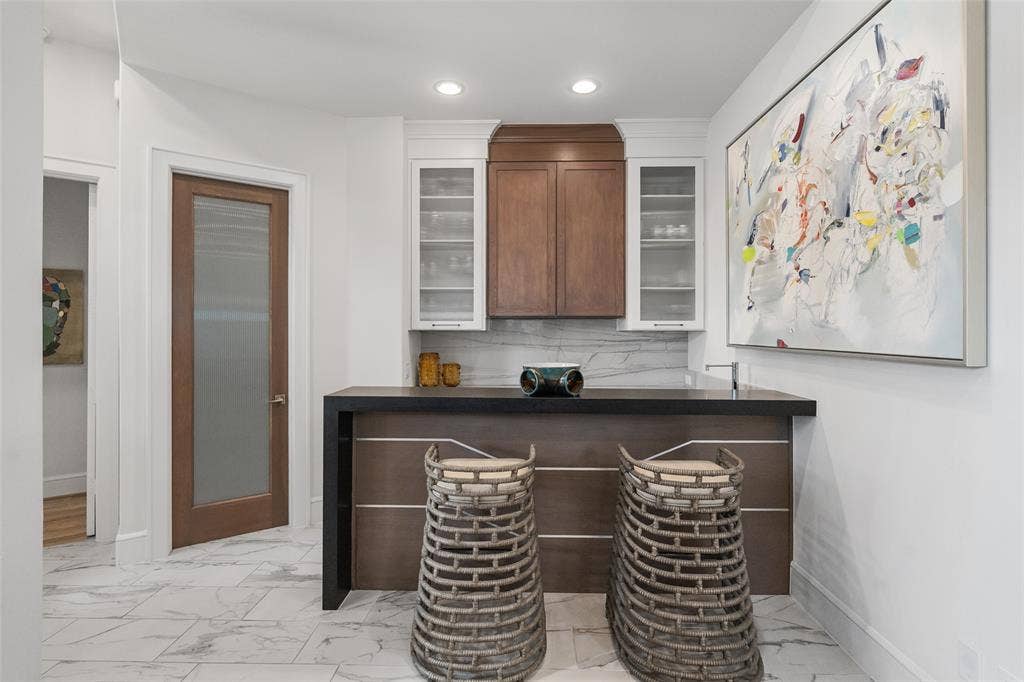 11011 Jamestown Road, Dallas, TX 75230 11011 Jamestown Road, Dallas, TX 75230