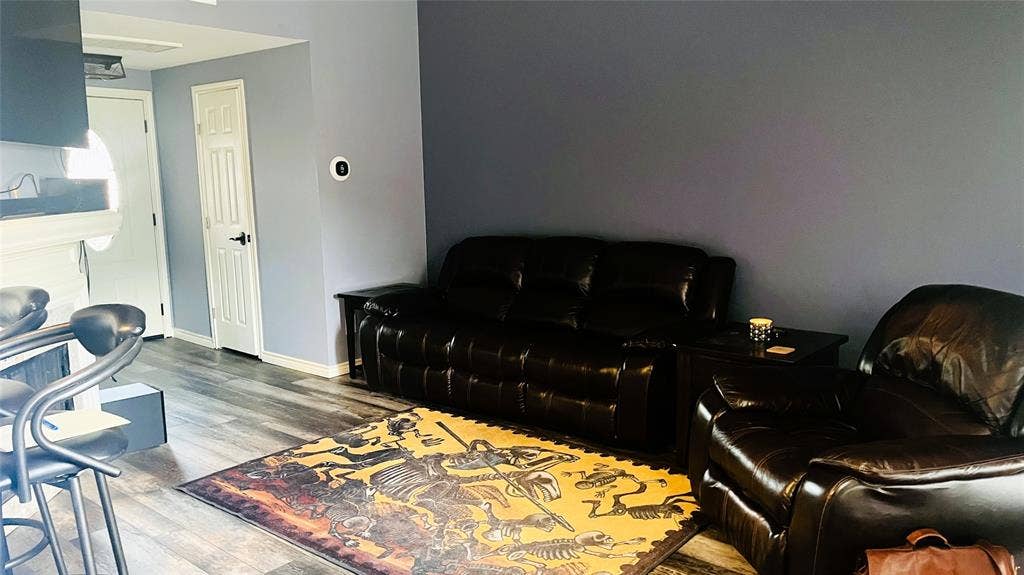 Flooring and paint current