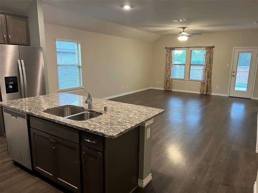 Property photo for 1007 Branding Iron Lane, Princeton, TX