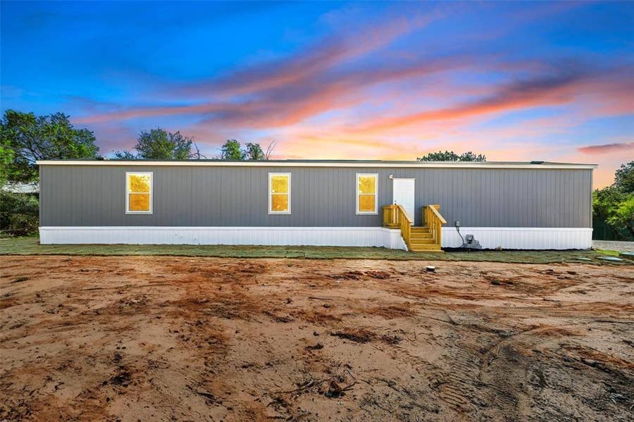 Property photo for 2722 Cypress Street, Granbury, TX