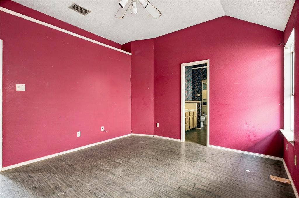 6501 White Oak Drive, Rowlett, TX 75089 6501 White Oak Drive, Rowlett, TX 75089