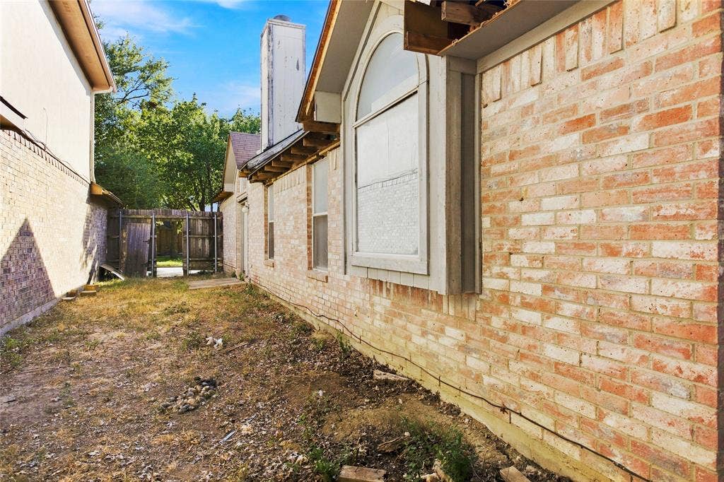 6501 White Oak Drive, Rowlett, TX 75089 6501 White Oak Drive, Rowlett, TX 75089
