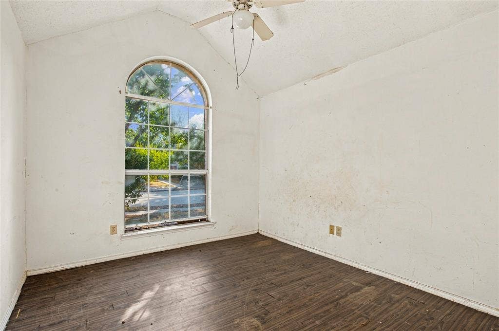 6501 White Oak Drive, Rowlett, TX 75089 6501 White Oak Drive, Rowlett, TX 75089