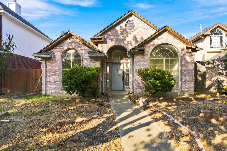 Property photo for 6501 White Oak Drive, Rowlett, TX
