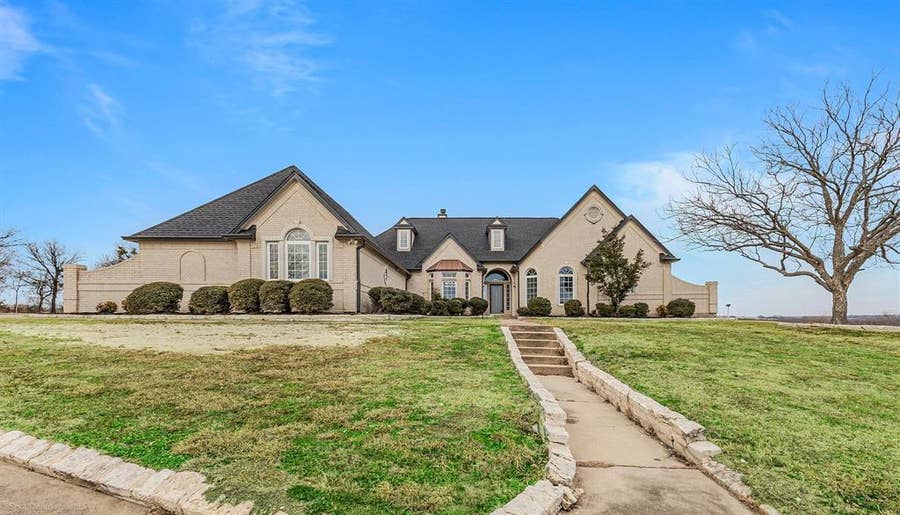 Property photo for 15183 Valley View, Forney, TX