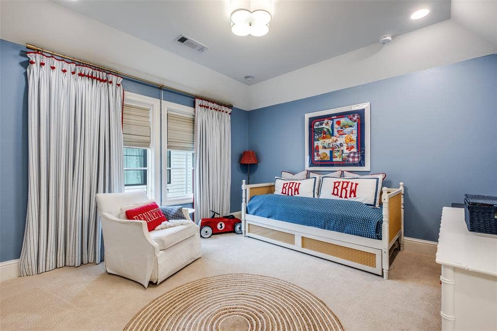 5335 Emerson Avenue, Dallas, TX 75209 5335 Emerson Avenue, Dallas, TX 75209